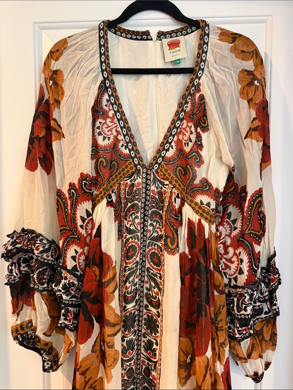FARM Rio Brown Paisley Bloom Long-Sleeve Maxi-Dress Cream & Red - Picture 3 of 6